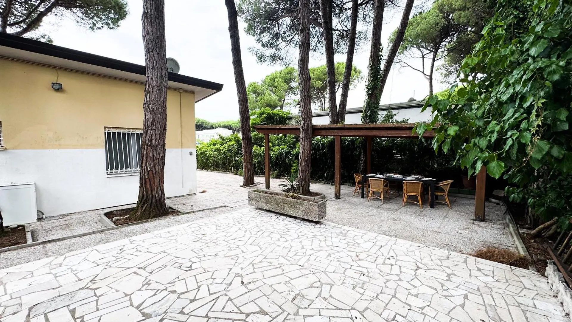 Intera Casa, 100 M Dal Mare, Grande Giardino Villa Lido di Jesolo 0*,