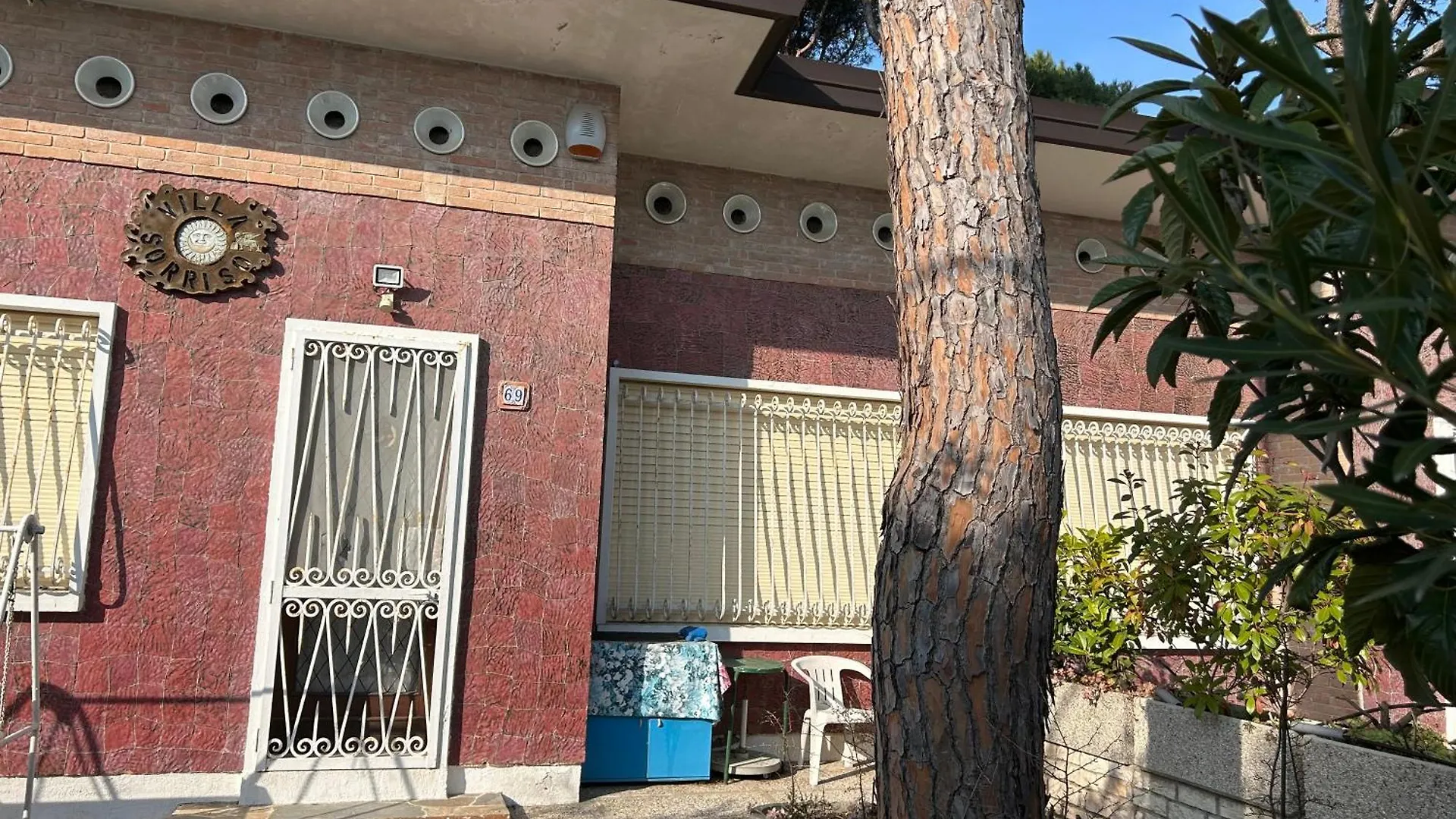 Intera Casa, 100 M Dal Mare, Grande Giardino contacts